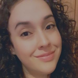 Meet your Posher, Keila